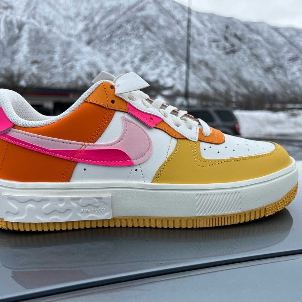Nike